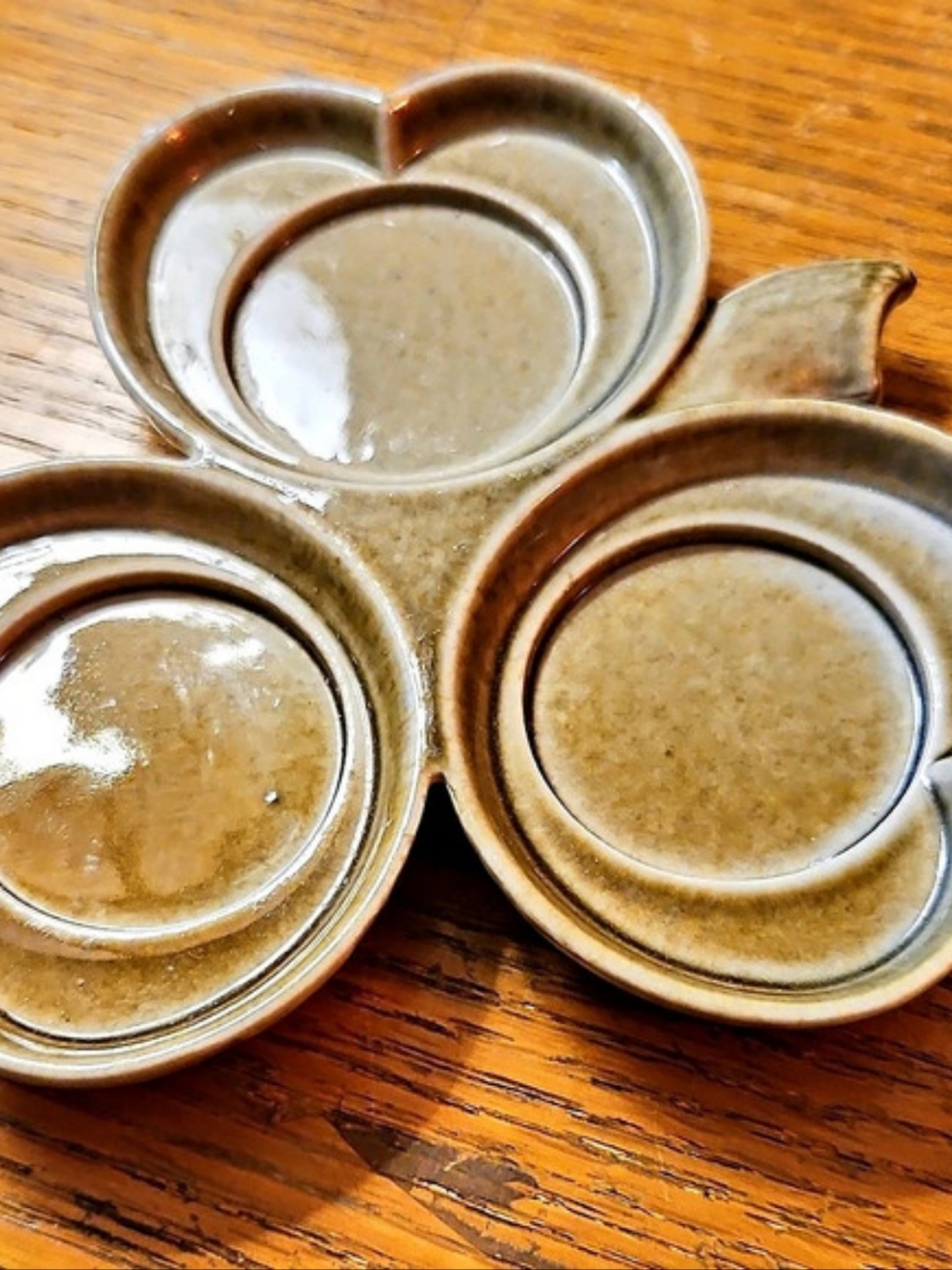 Belleek Shamrock Divided Serving Dish Brown & Gray